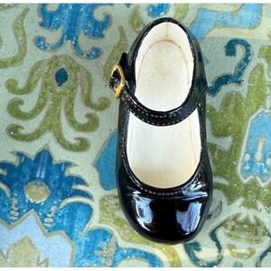 Mary Jane 25131 Raine Just the Right Shoe Miniature Collectible Black Patent